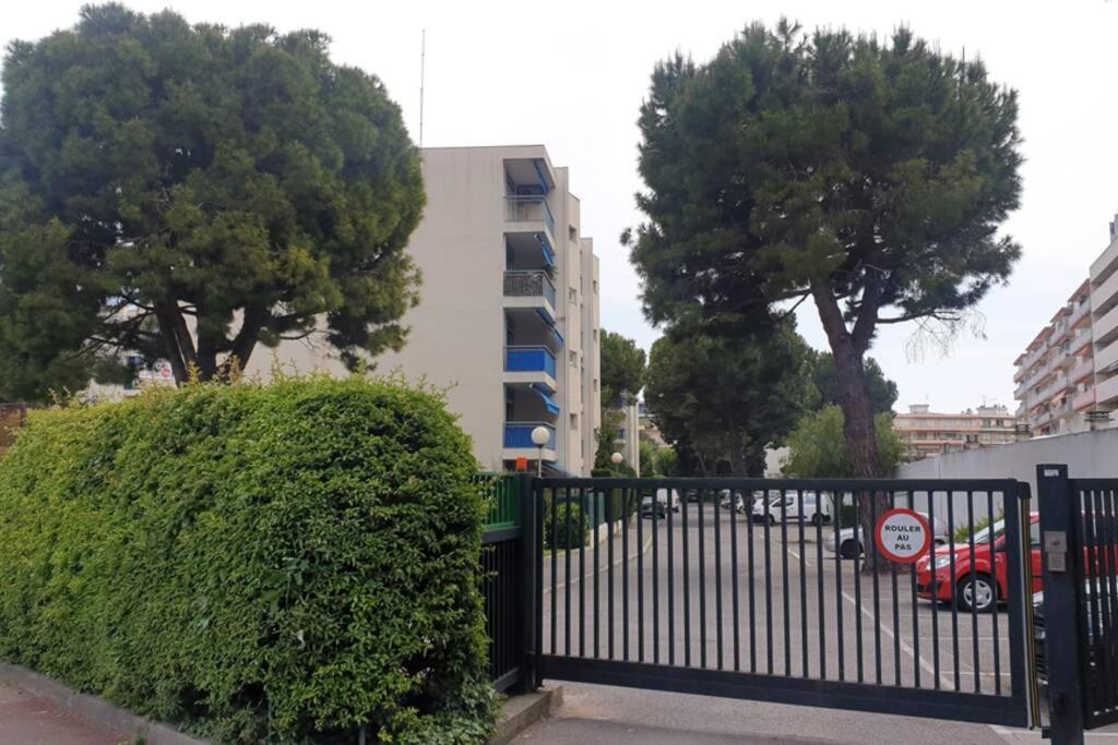 Aiguesmarines Apartment Cagnes-sur-Mer Exterior foto